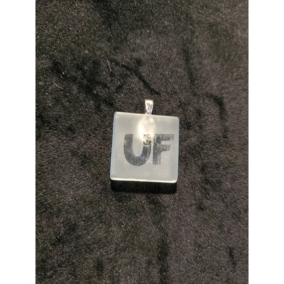 Vintage Jewelry - Sea Glass Pendant